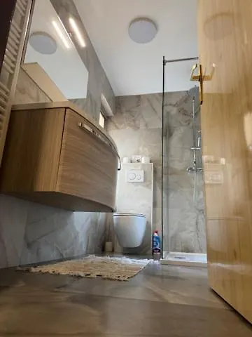 Krk Pepina * Pinezici (Krk)