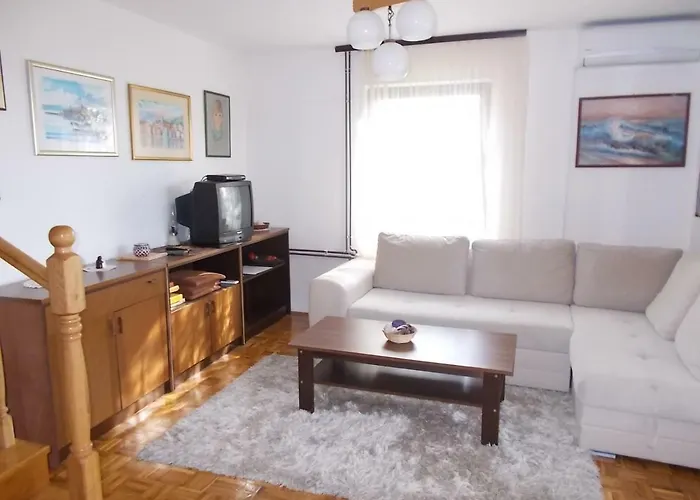 Krk Pepina Apartmán Pinezići