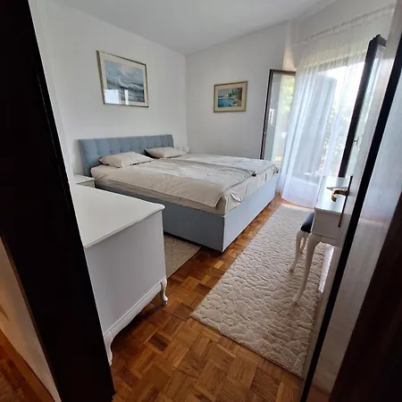Apartament Krk Pepina Pinezići